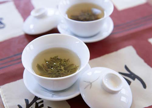 如何区别新旧绿茶